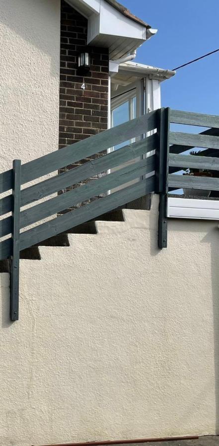 Lovely Flat Set In Parish Boundary Of Instow Apartment Bagian luar foto