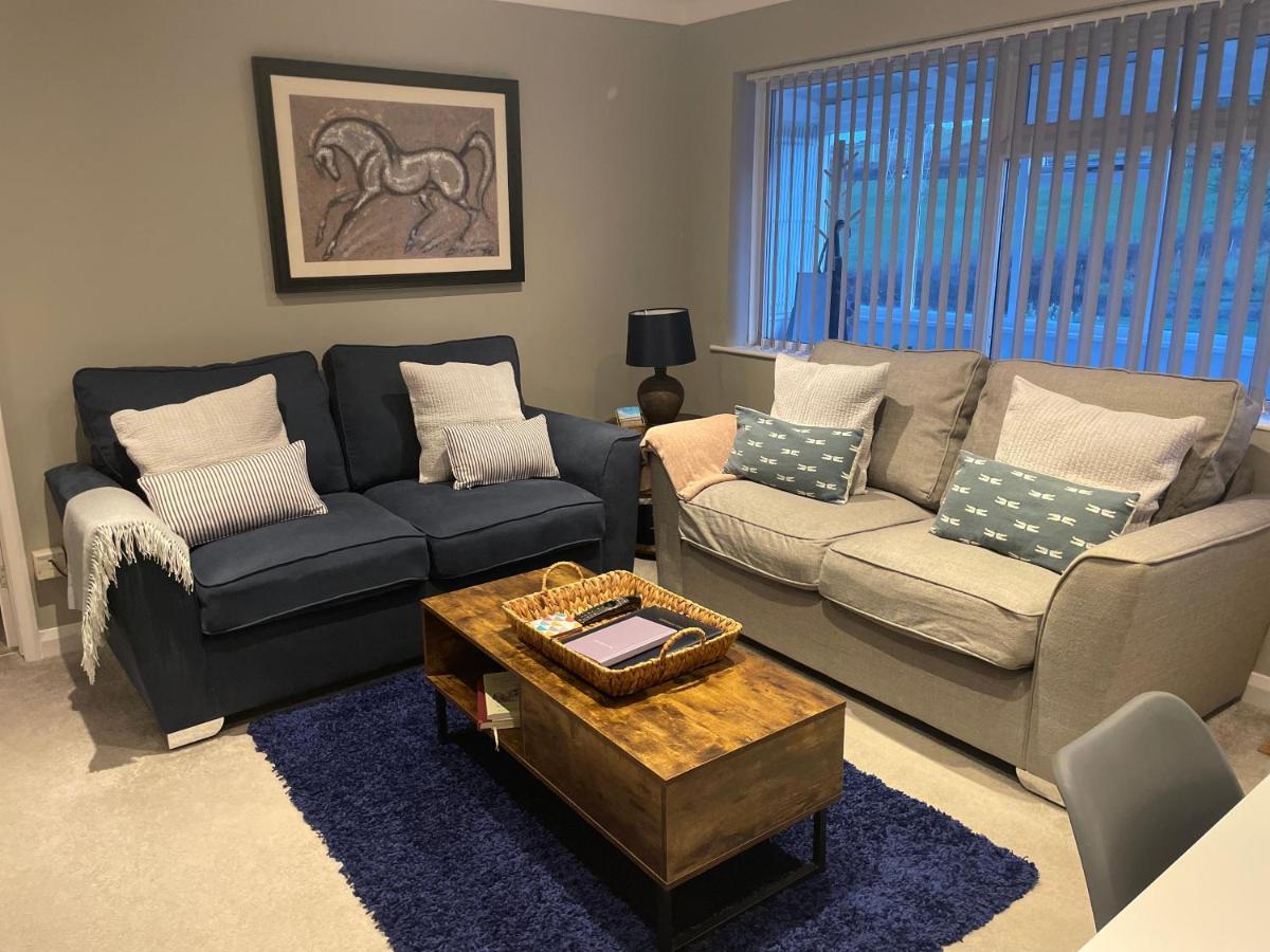 Lovely Flat Set In Parish Boundary Of Instow Apartment Bagian luar foto